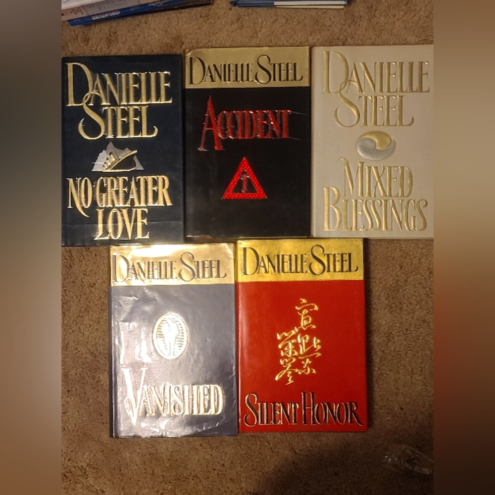 Danielle Steel Large Hardcover Book Collection